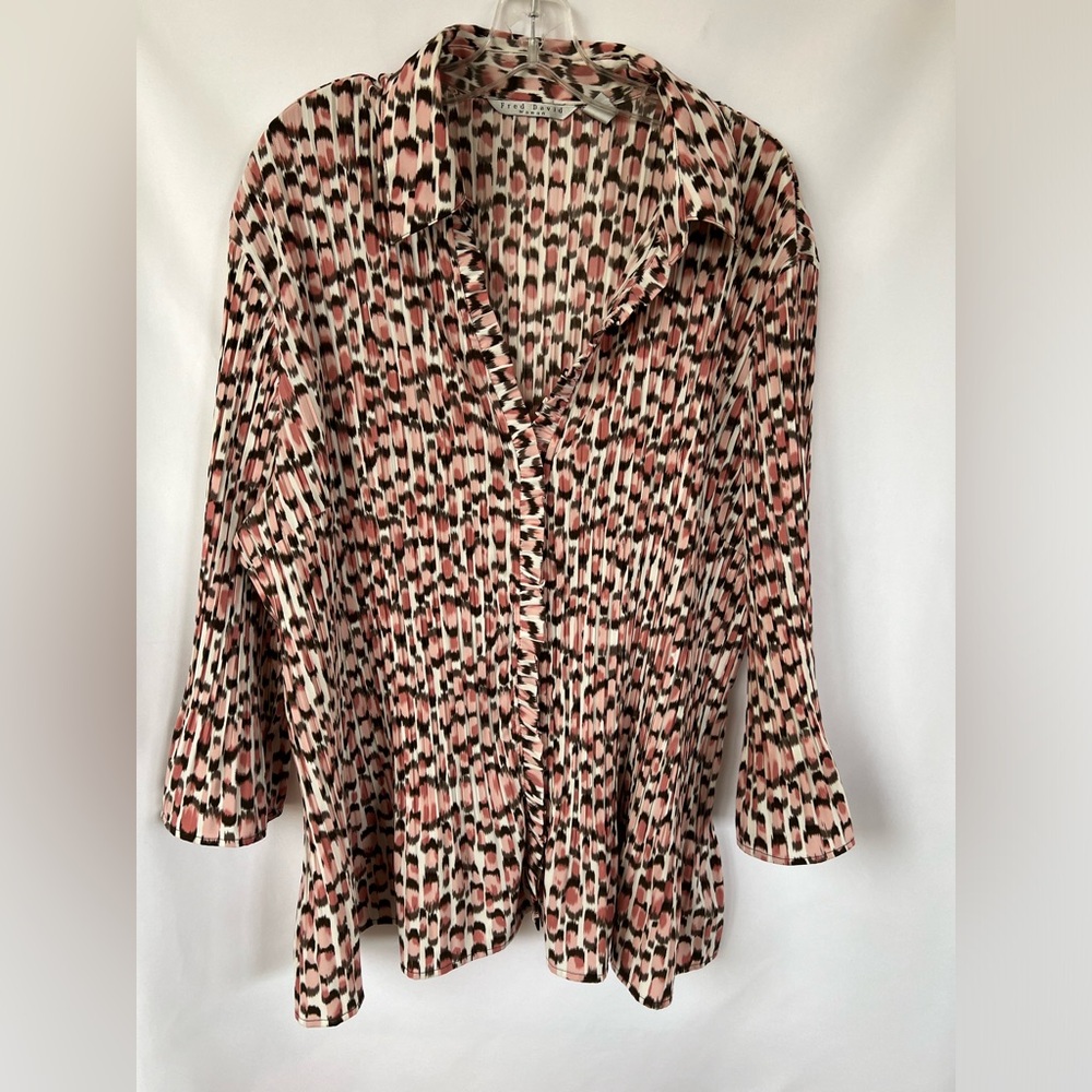 Fred David Woman Stretch Ruffle Button Front 3/4 Bell‎ Sleeve Blouse Size 3X